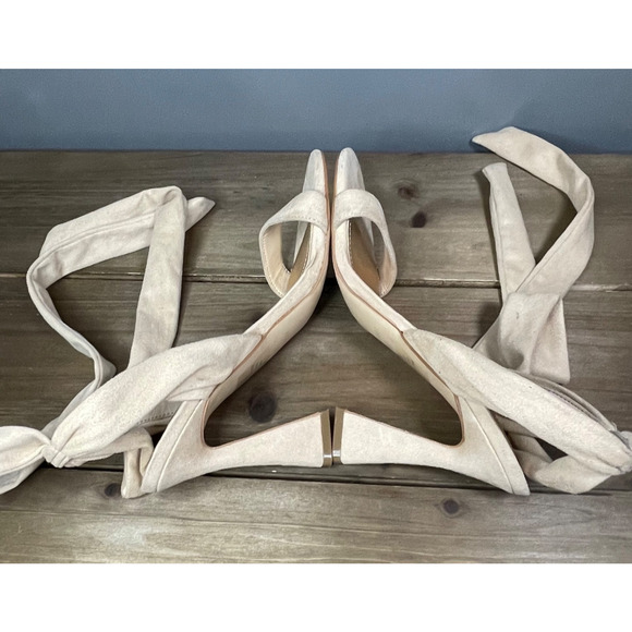 Nine West Women's Kelsie Ankle Wrap Heeled Sandals Size 6 Beige Faux Suede - Picture 8 of 12